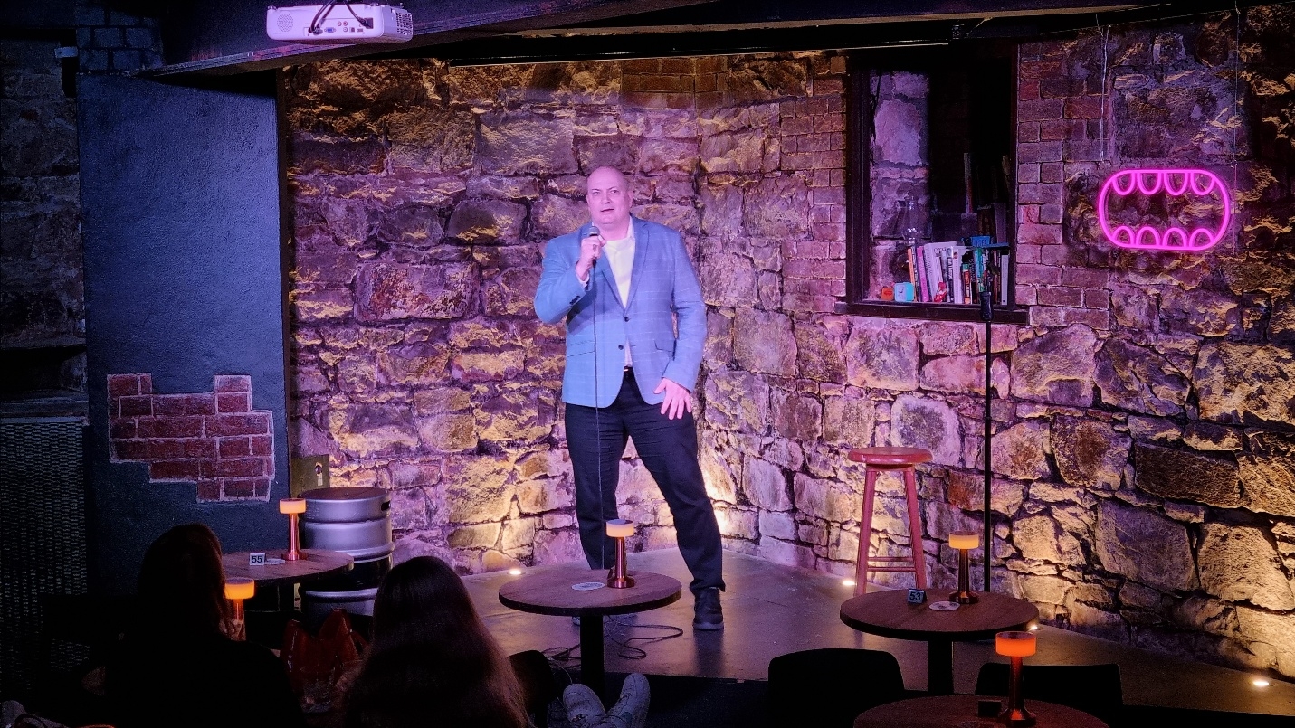 Stand-up comedy photo 1
